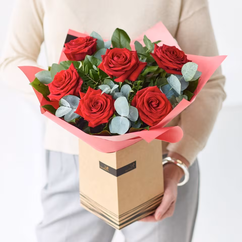 Half Dozen Red Rose Gift Box